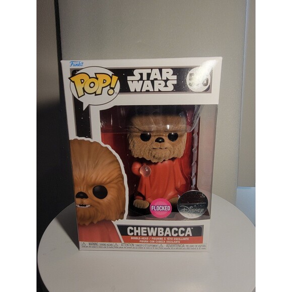 Star Wars - Chewbacca with Robe Flocked Exclusive#576 - Picture 1 of 6